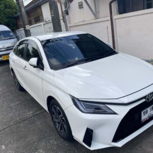 Toyota Yaris เช่าวันละ 1200 บ.